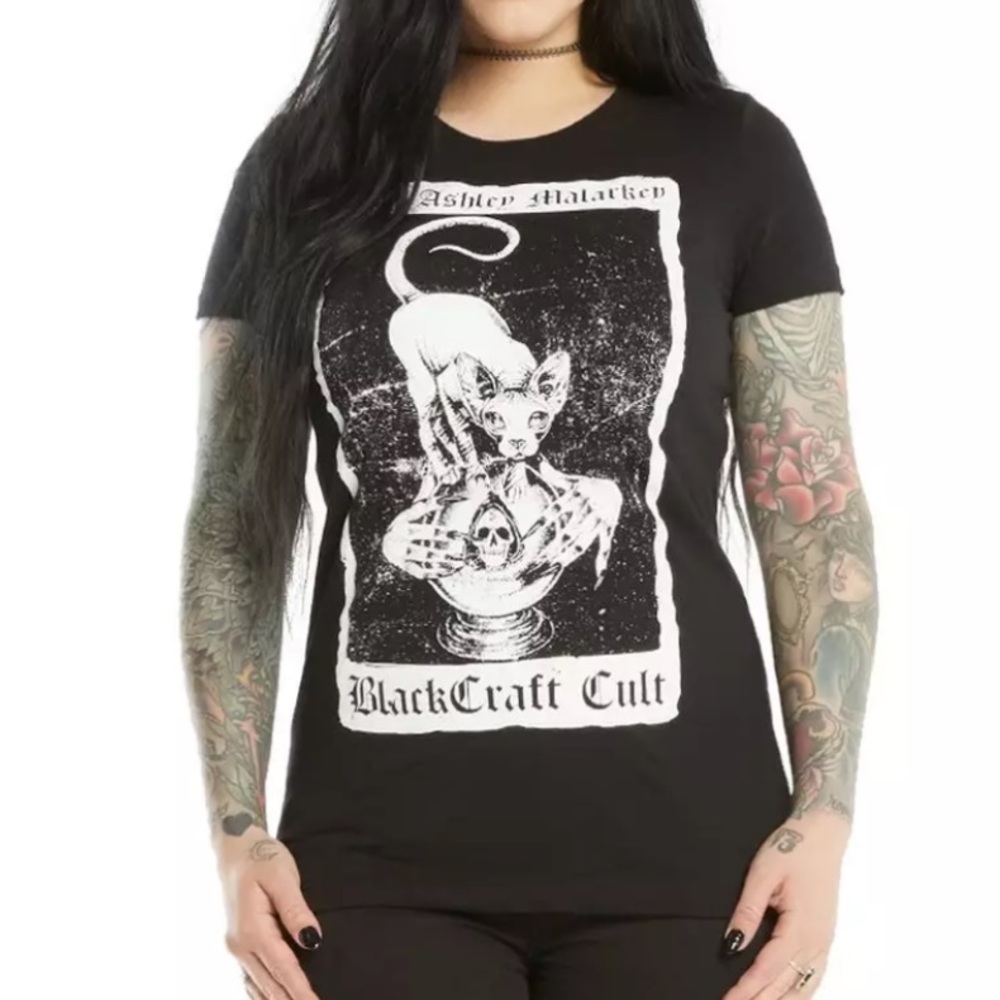 BlackCraft Ryan Ashley Malarkey Cat Girls Tee